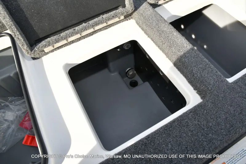 Slide: The Image of Triton 18 TRX w/150 Pro-XS 2024 - 57