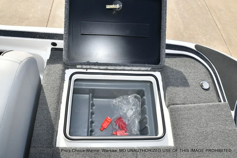 Slide: The Image of Triton 18 TRX w/150 Pro-XS 2024 - 59