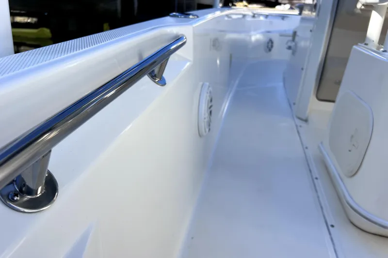 Slide: The Image of Digital display of 2023 Boston Whaler 220 Dauntless showing speed, trim, and fuel levels. - 41