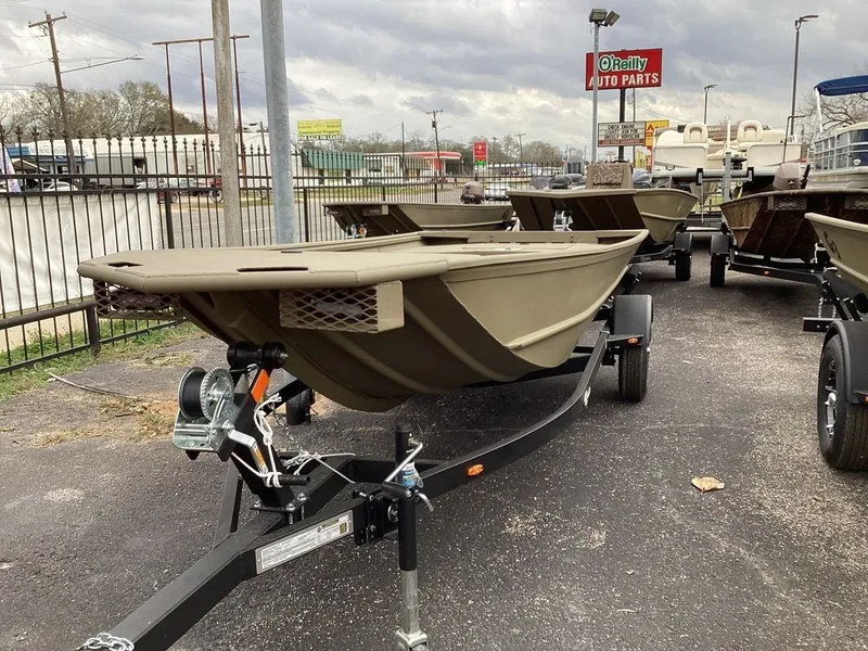 Slide: The Image of Interior view of G3 Gator Tough 15 DK boat, year 2026. - 16