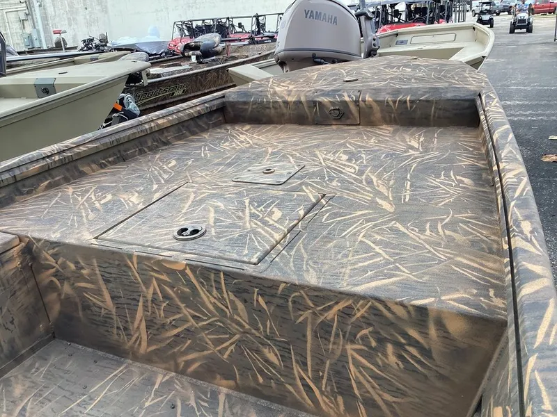 Slide: The Image of G3 Gator Tough 15 DK 2026 - 19