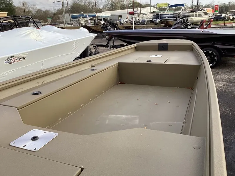 Slide: The Image of G3 Gator Tough 16 DK 2026 - 16