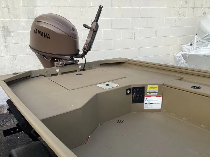 Slide: The Image of G3 Gator Tough 16 DK 2026 - 18