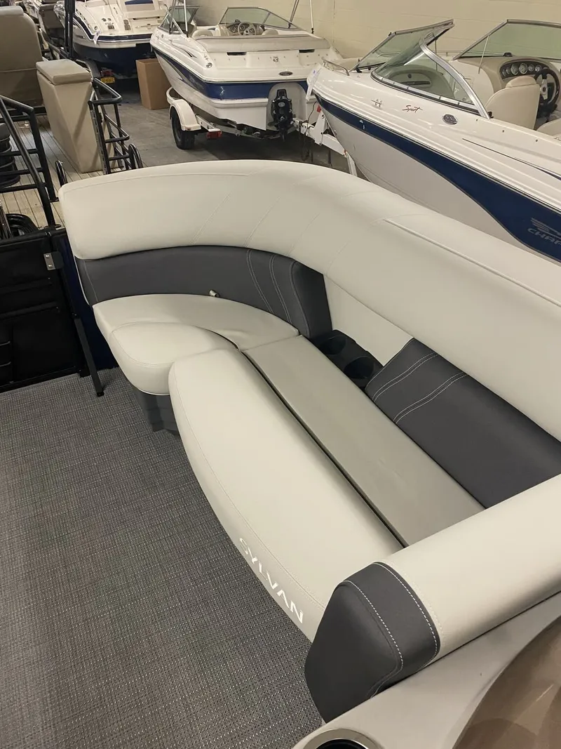 Slide: The Image of Sylvan Mirage 8522 LZ 2026 - 6