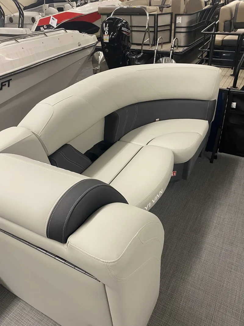 Slide: The Image of Sylvan Mirage 8522 LZ 2026 - 7