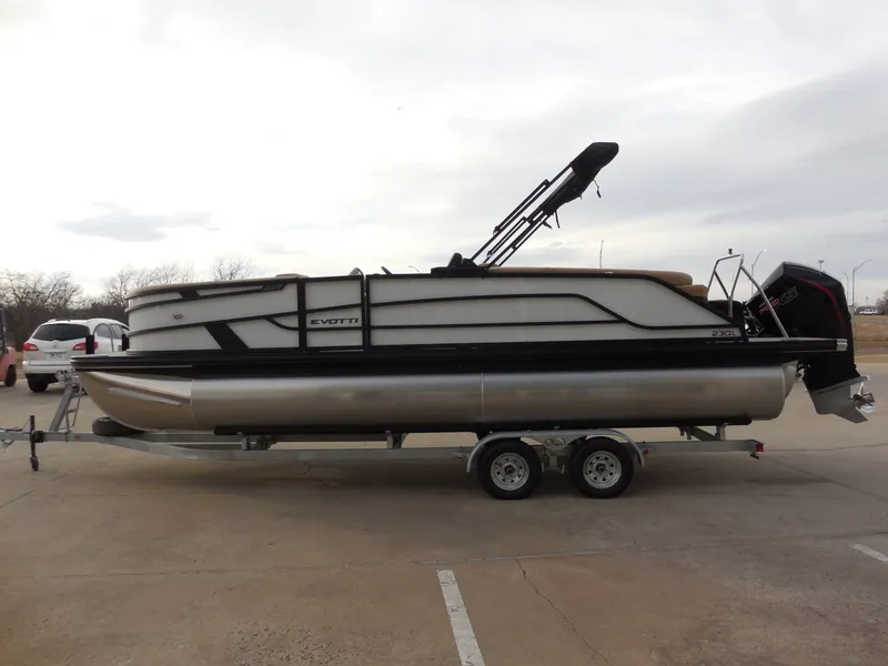 Slide: The Image of Evotti 523QL 2026 - 5