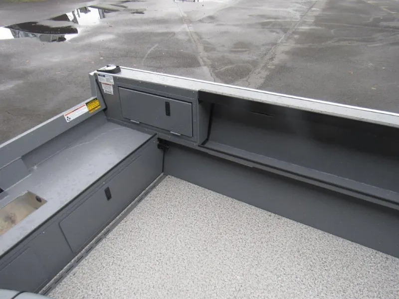 Slide: The Image of Alumaweld Adventurer 22 2026 - 9