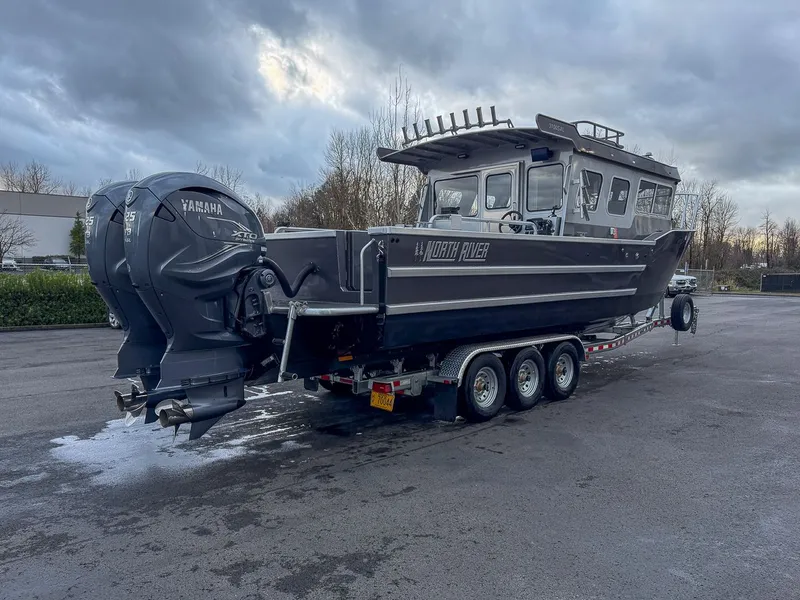 Slide: The Image of North River 3100 SXL 2021 - 5