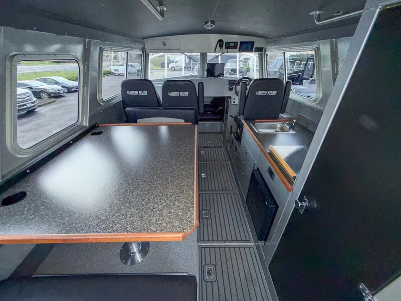 Slide: The Image of North River 3100 SXL 2021 - 8