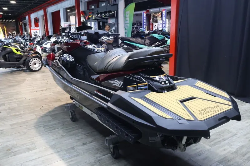 Slide: The Image of Kawasaki Jet Ski® Ultra® 310 LX 2026 - 3