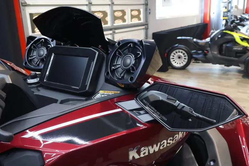 Slide: The Image of Kawasaki Jet Ski® Ultra® 310 LX 2026 - 8