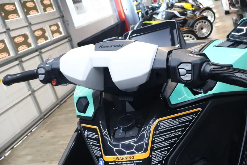 Slide: The Image of Kawasaki Jet Ski® Ultra® 310 LX-S 2026 - 11