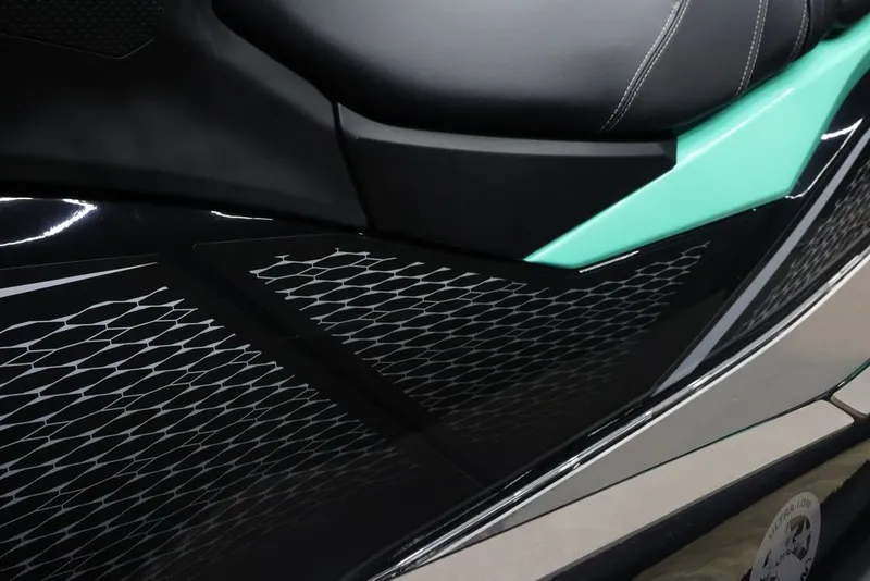 Slide: The Image of Kawasaki Jet Ski® Ultra® 310 LX-S 2026 - 15