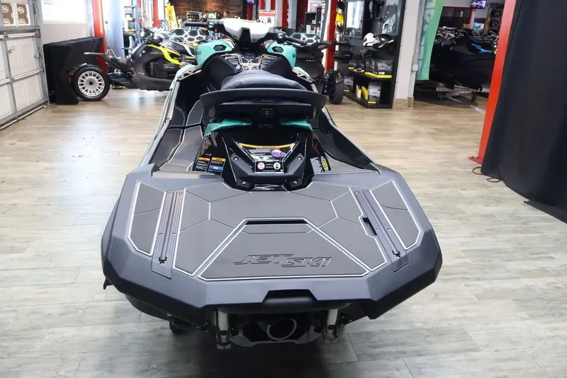 Slide: The Image of Kawasaki Jet Ski® Ultra® 310 LX-S 2026 - 4