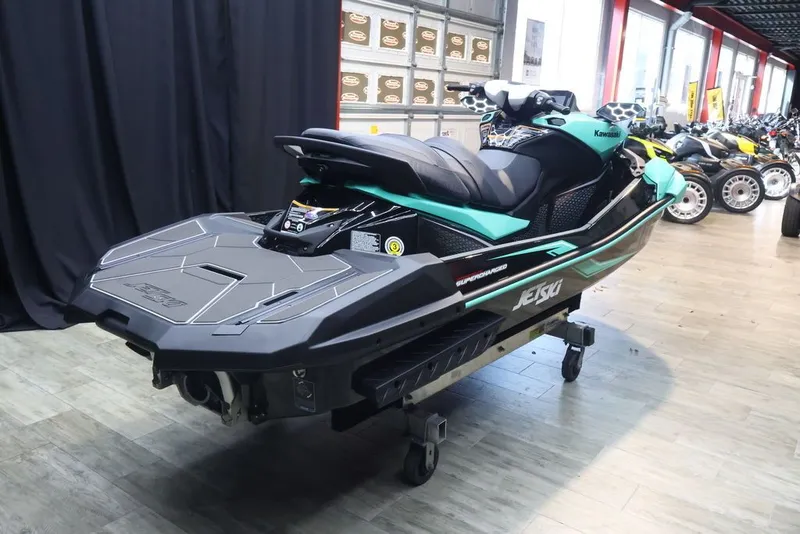 Slide: The Image of Kawasaki Jet Ski® Ultra® 310 LX-S 2026 - 5