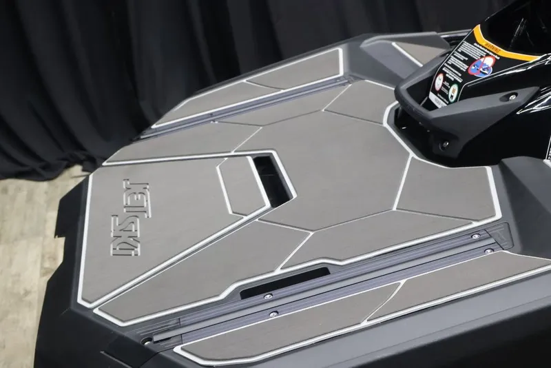 Slide: The Image of Kawasaki Jet Ski® Ultra® 310 LX-S 2026 - 7