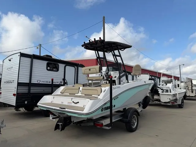 Slide: The Image of Yamaha 195 FSH Sport 2024 - 14