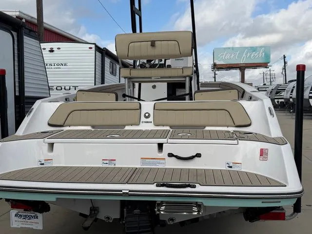 Slide: The Image of Yamaha 195 FSH Sport 2024 - 16