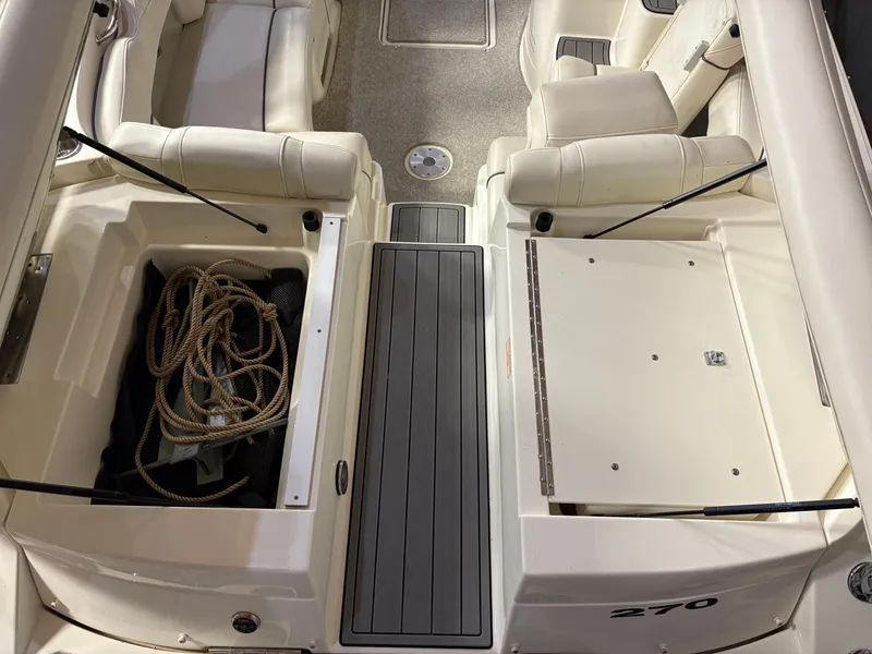 Slide: The Image of Interior of a 2007 Sea Ray 270 SLX boat with ropes. - 15