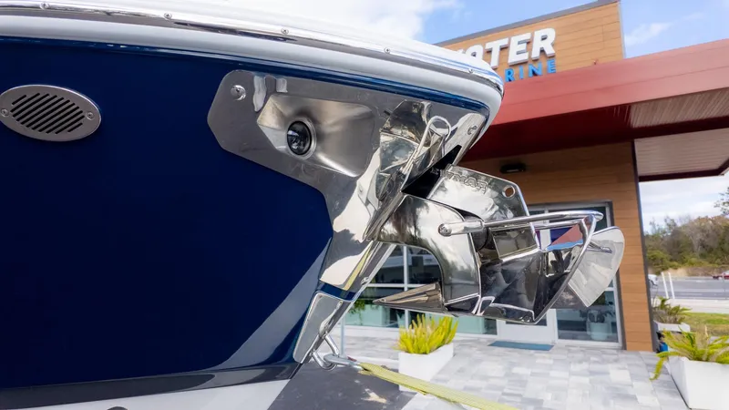 Slide: The Image of Cobalt R31 Outboard 2026 - 11