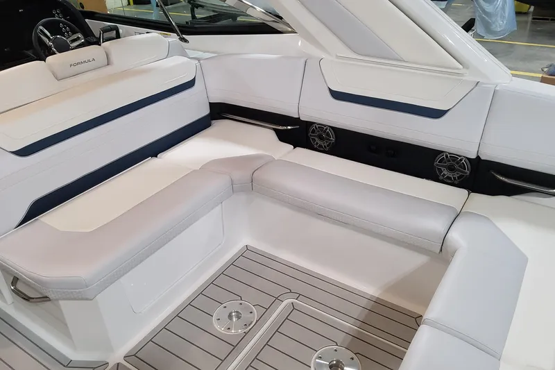 Slide: The Image of 2026 Formula 360 Crossover Bowrider OB interior with luxurious seating and modern design. - 10