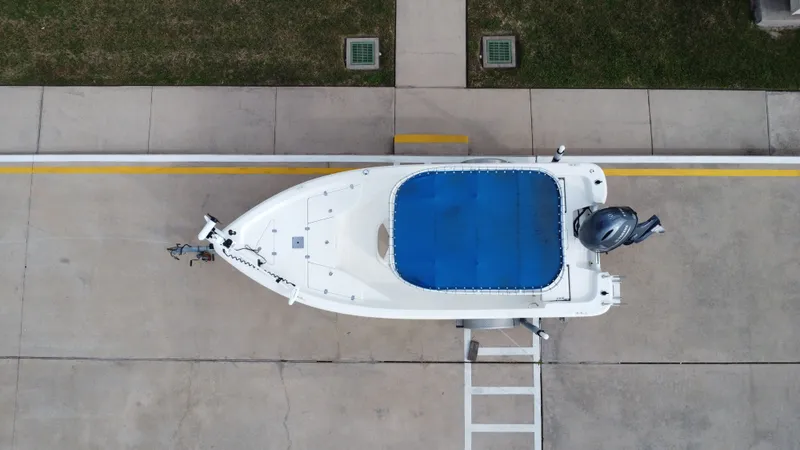 Slide: The Image of NauticStar 1910 2017 - 19