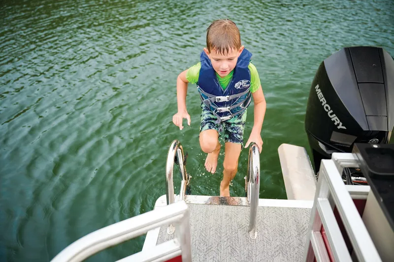 Slide: The Image of Sun Tracker Fishin' Barge 22 XP3 2026 - 107