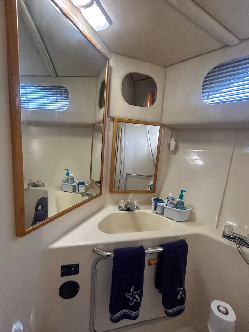 Slide: The Image of Bathroom in 1993 Sea Ray Express Bridge 350 boat. - 36