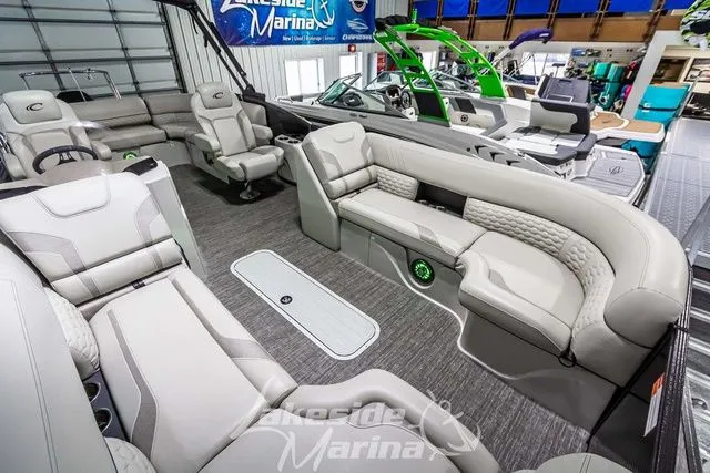 Slide: The Image of Crest Caribbean LX 230 SLC CP3 2023 - 12