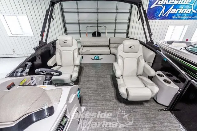 Slide: The Image of Crest Caribbean LX 230 SLC CP3 2023 - 19