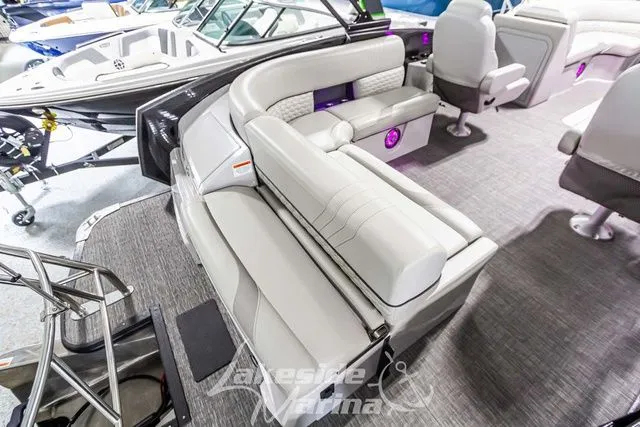 Slide: The Image of Crest Caribbean LX 230 SLC CP3 2023 - 34