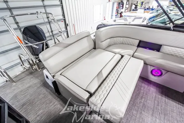 Slide: The Image of Crest Caribbean LX 230 SLC CP3 2023 - 37