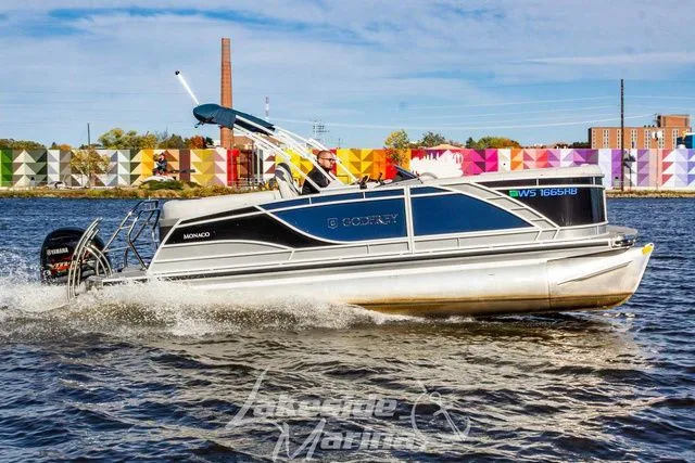 The Image of Godfrey Monaco 215 SB GTP 27 in. Center Tube 2023 - 1