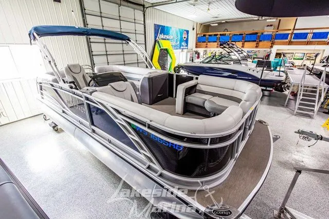 Slide: The Image of Godfrey Monaco 215 SB GTP 27 in. Center Tube 2023 - 19