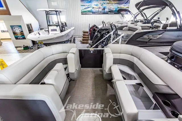 Slide: The Image of Godfrey Monaco 215 SB GTP 27 in. Center Tube 2023 - 24