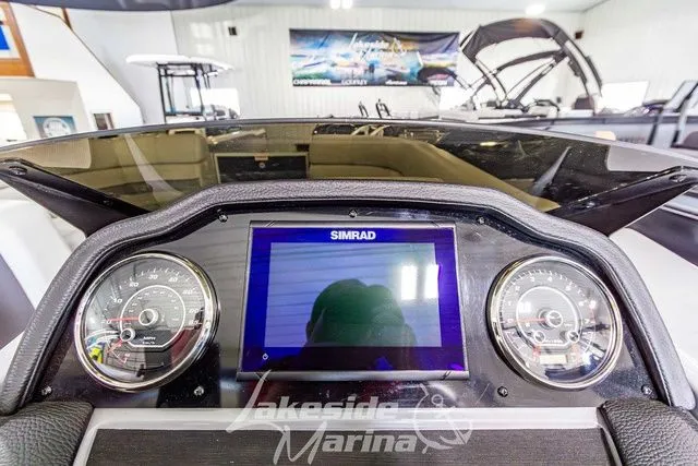 Slide: The Image of Godfrey Monaco 215 SB GTP 27 in. Center Tube 2023 - 31