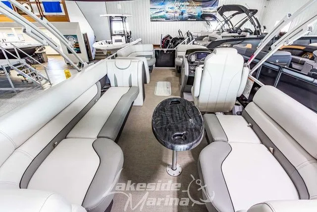 Slide: The Image of Godfrey Monaco 215 SB GTP 27 in. Center Tube 2023 - 38