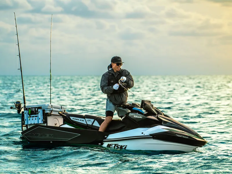 Slide: The Image of Kawasaki JET SKI ULTRA 160LX-S ANGLER 2025 - 16