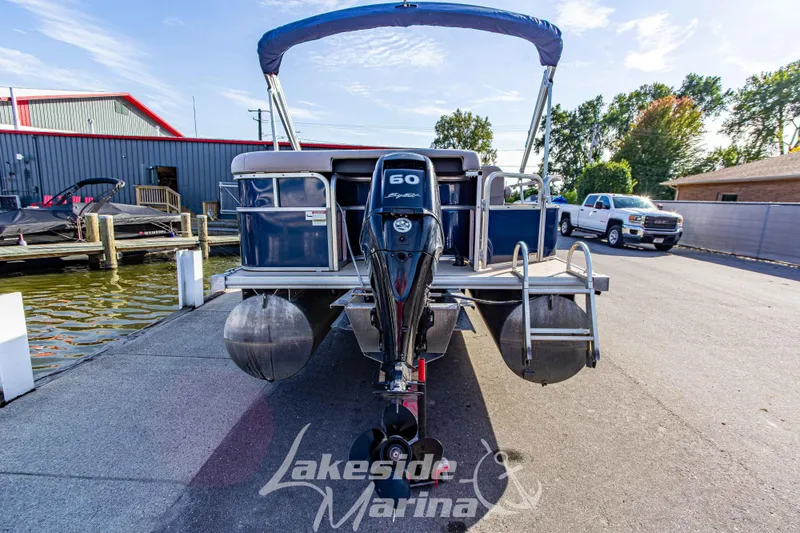 Slide: The Image of 2013 SunChaser DS22 pontoon boat with 60 HP engine at Lakeside Marina. - 7