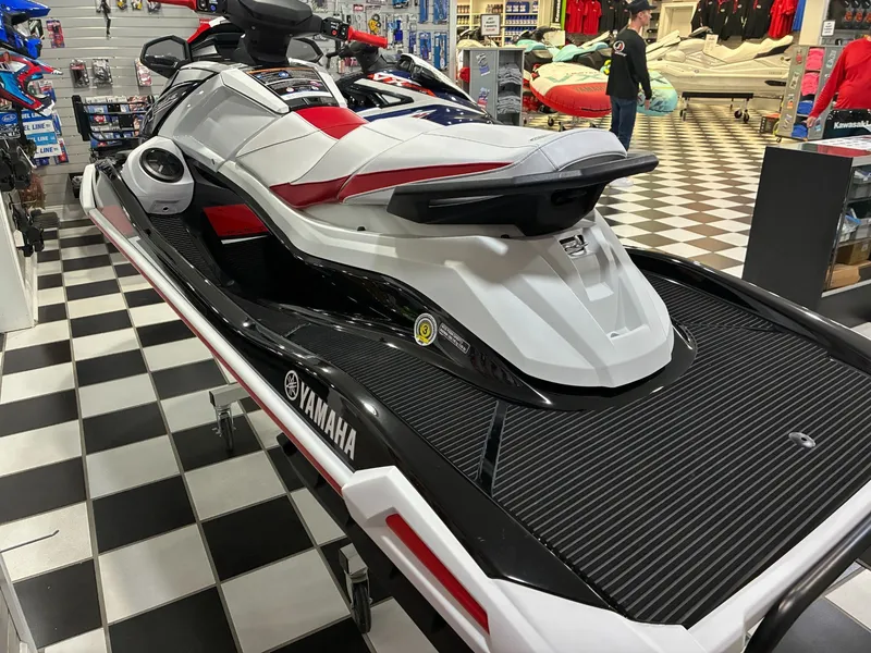 Slide: The Image of Yamaha VX Deluxe with Audio 2021 - 5