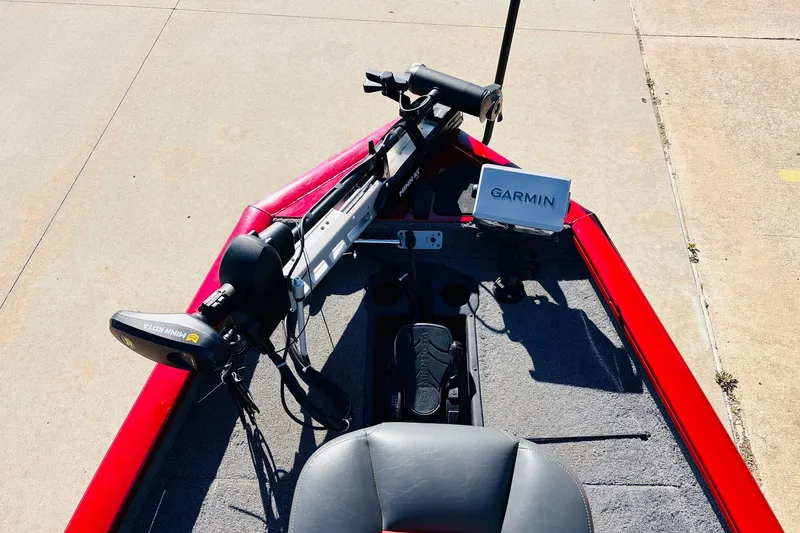 Slide: The Image of 2024 Tracker Pro Team 175 TXW boat with Garmin navigation and Minn Kota trolling motor. - 10