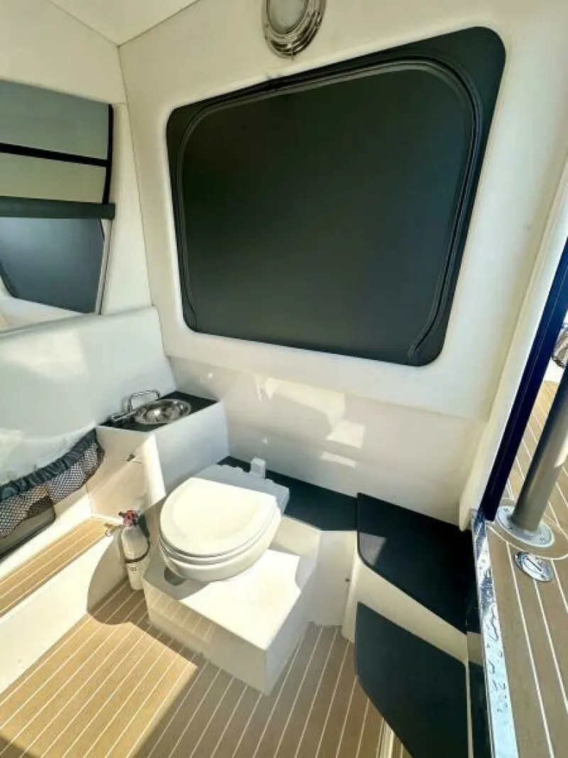 Slide: The Image of 2014 Nor-tech 340 Sport - Image 24 - 24