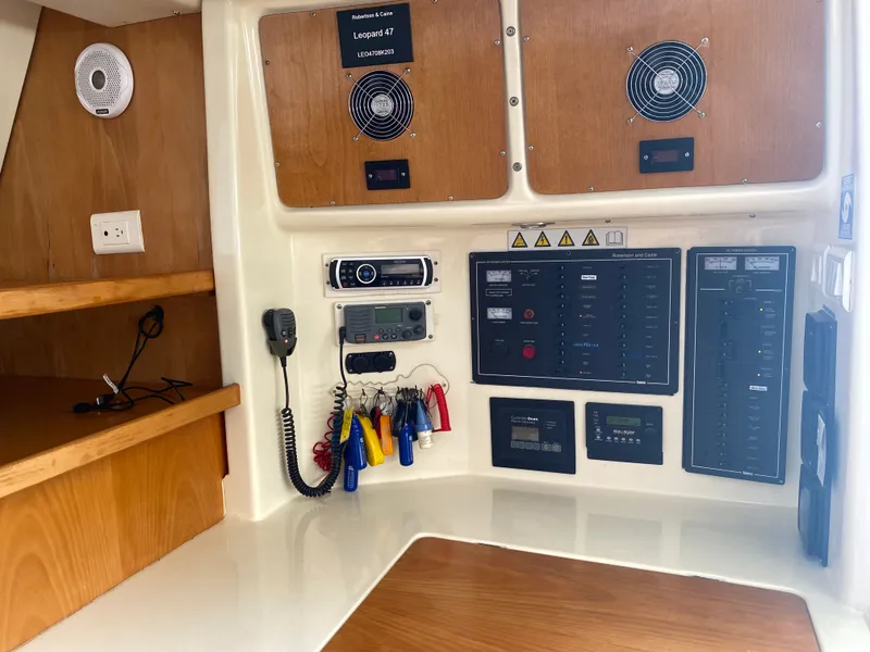 Slide: The Image of Leopard 47 2003 - 10