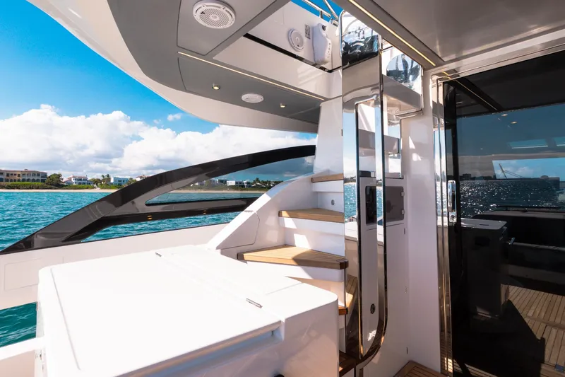Slide: The Image of Luxurious 2023 Azimut S8 yacht interior with sleek design and ocean view. - 17