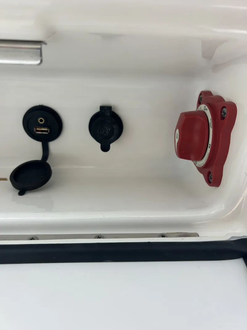 Slide: The Image of Sea Fox 220 Viper 2017 - 16