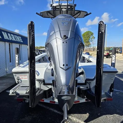 Slide: The Image of Pathfinder 2500 Hybrid 2025 - 6