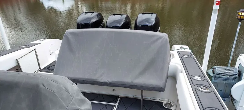 Slide: The Image of Fountain 38 Center Console 2011 - 22