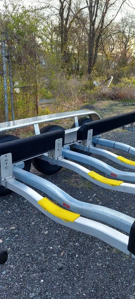 Slide: The Image of Fountain 38 Center Console 2011 - 23