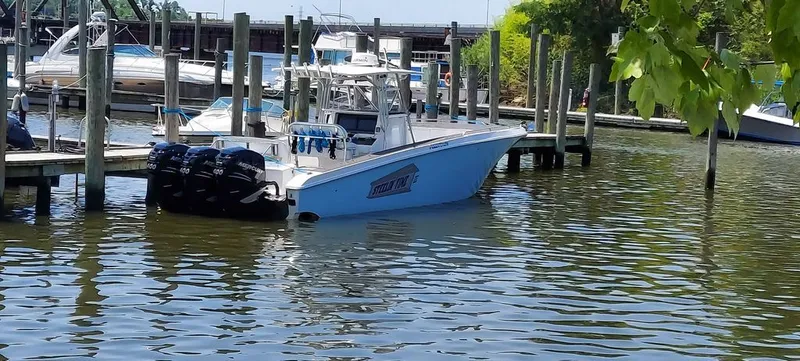 Slide: The Image of Fountain 38 Center Console 2011 - 4