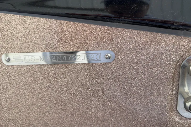 Slide: The Image of 2020 Malibu Wakesetter 23 MXZ boat identification plate with serial number. - 6